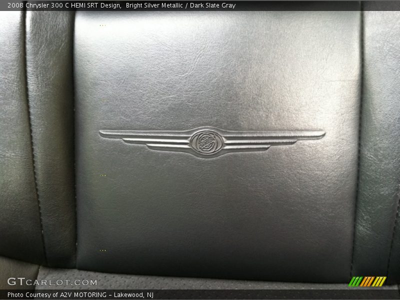  2008 300 C HEMI SRT Design Logo