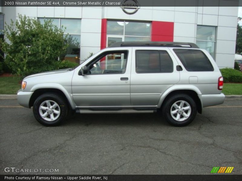 Chrome Silver Metallic / Charcoal 2003 Nissan Pathfinder SE 4x4