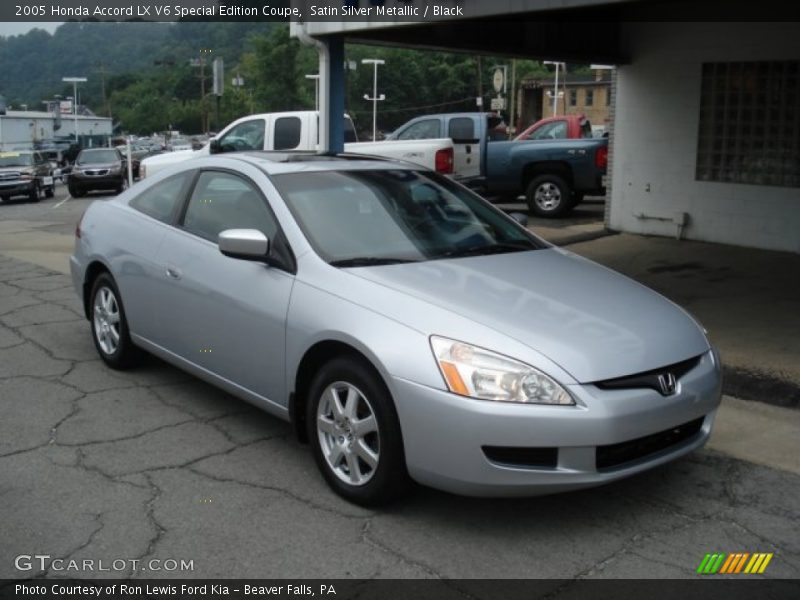 Front 3/4 View of 2005 Accord LX V6 Special Edition Coupe