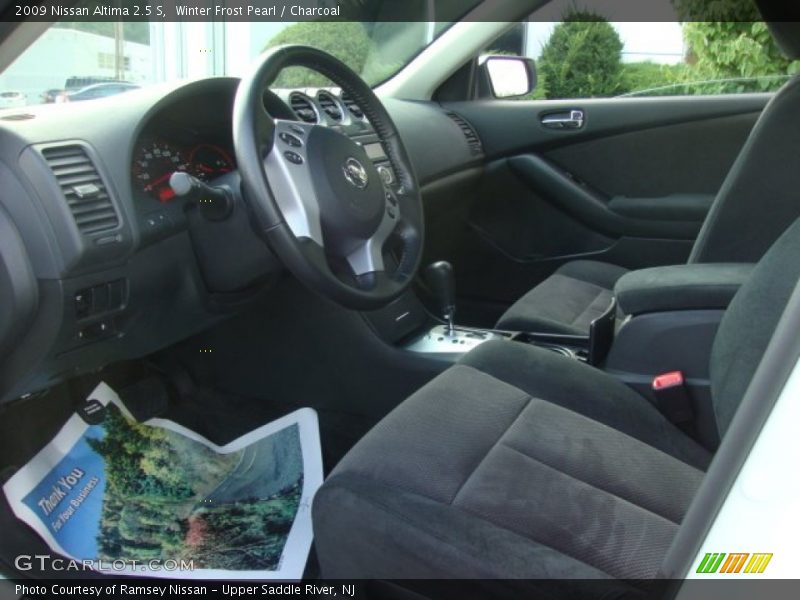 Winter Frost Pearl / Charcoal 2009 Nissan Altima 2.5 S