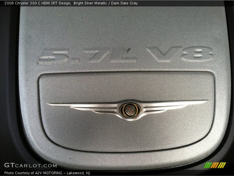  2008 300 C HEMI SRT Design Logo
