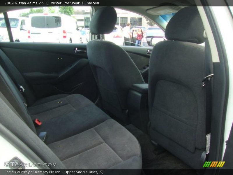 Winter Frost Pearl / Charcoal 2009 Nissan Altima 2.5 S