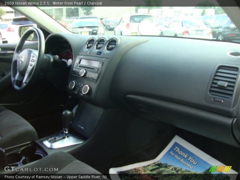 Winter Frost Pearl / Charcoal 2009 Nissan Altima 2.5 S
