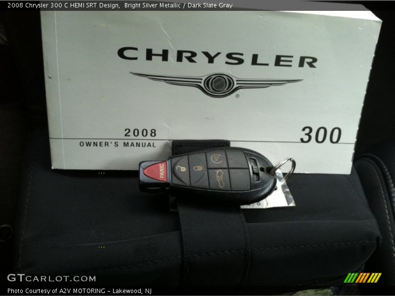 Bright Silver Metallic / Dark Slate Gray 2008 Chrysler 300 C HEMI SRT Design