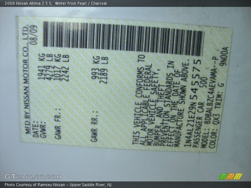 Winter Frost Pearl / Charcoal 2009 Nissan Altima 2.5 S