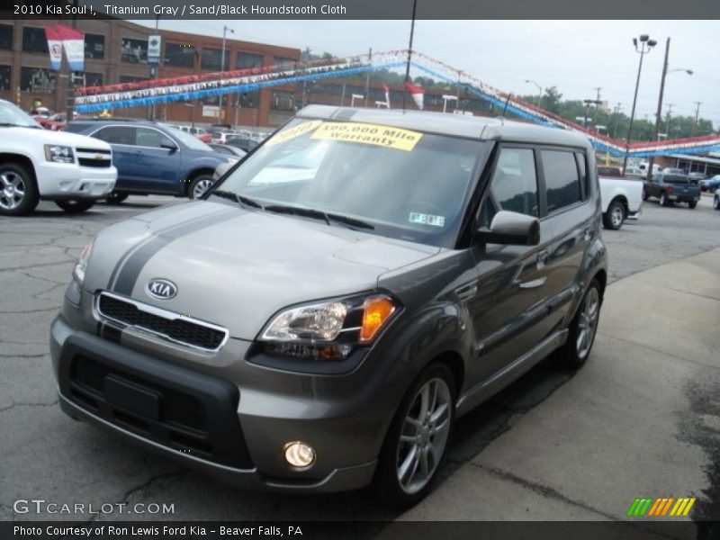 Titanium Gray / Sand/Black Houndstooth Cloth 2010 Kia Soul !