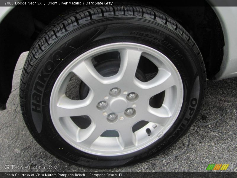 Bright Silver Metallic / Dark Slate Gray 2005 Dodge Neon SXT