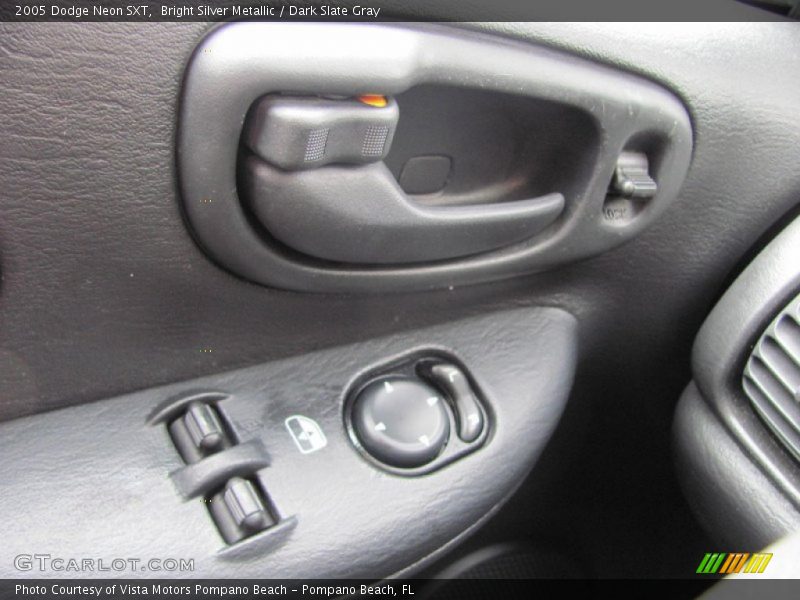 Bright Silver Metallic / Dark Slate Gray 2005 Dodge Neon SXT
