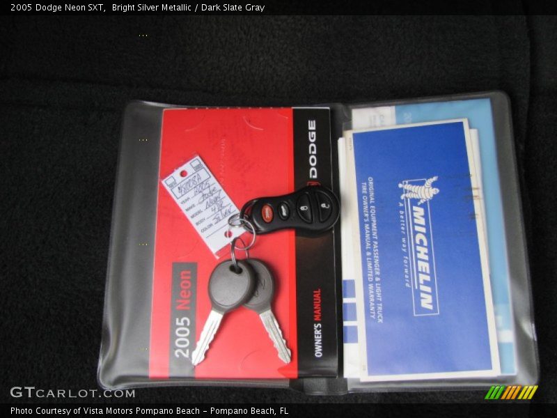 Bright Silver Metallic / Dark Slate Gray 2005 Dodge Neon SXT