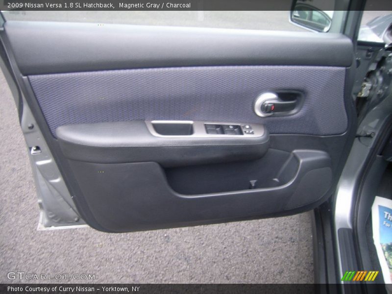 Magnetic Gray / Charcoal 2009 Nissan Versa 1.8 SL Hatchback