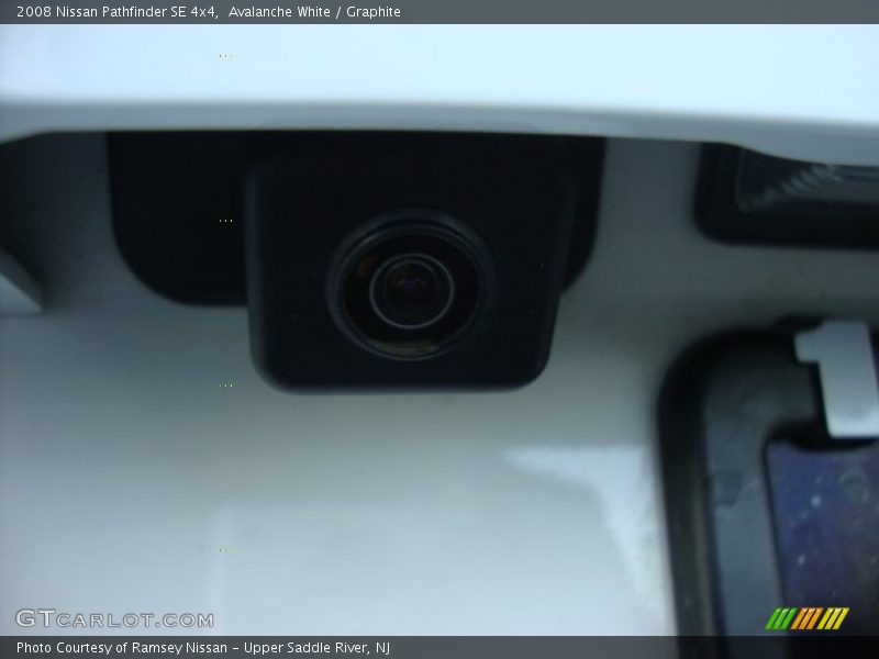Avalanche White / Graphite 2008 Nissan Pathfinder SE 4x4