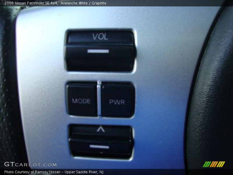 Avalanche White / Graphite 2008 Nissan Pathfinder SE 4x4
