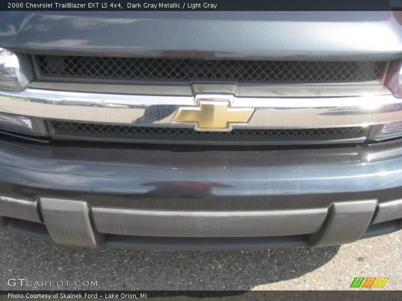 Dark Gray Metallic / Light Gray 2006 Chevrolet TrailBlazer EXT LS 4x4