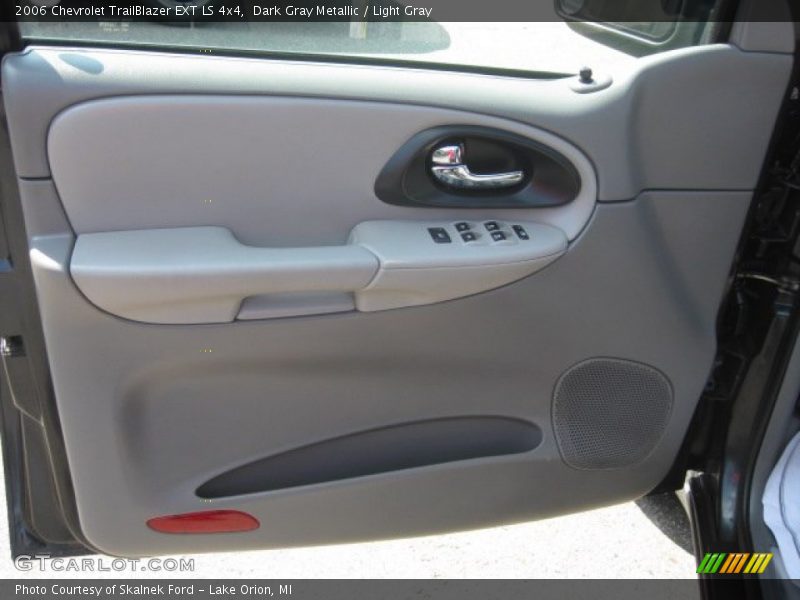 Dark Gray Metallic / Light Gray 2006 Chevrolet TrailBlazer EXT LS 4x4