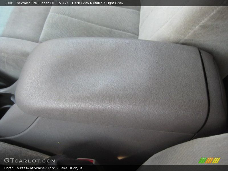Dark Gray Metallic / Light Gray 2006 Chevrolet TrailBlazer EXT LS 4x4