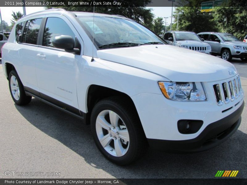 Bright White / Dark Slate Gray 2011 Jeep Compass 2.0 Latitude