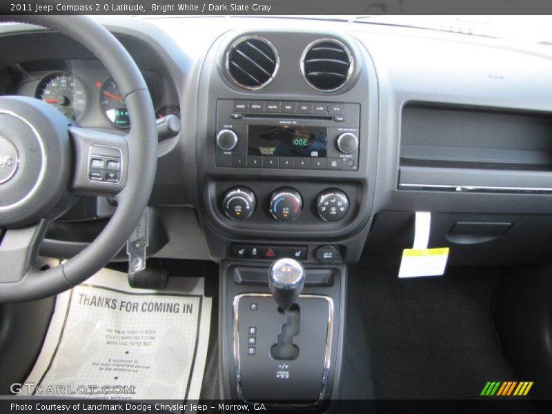 Bright White / Dark Slate Gray 2011 Jeep Compass 2.0 Latitude
