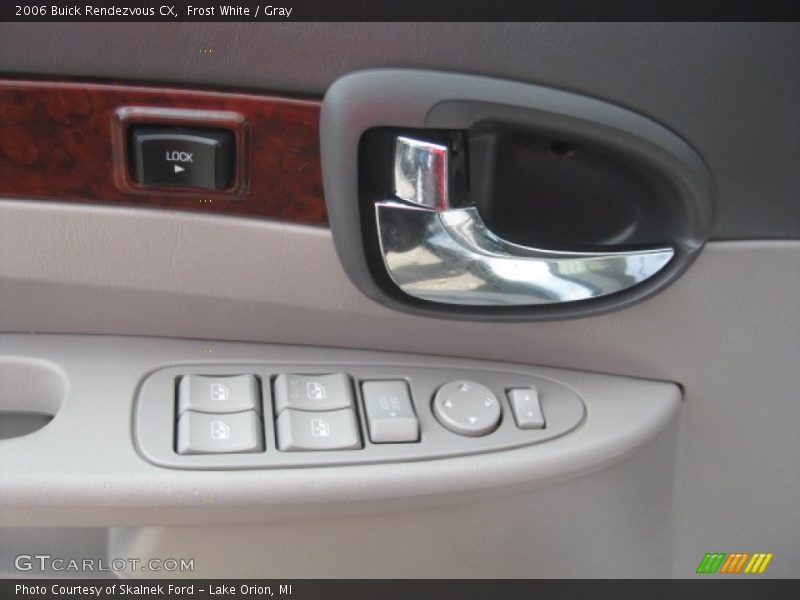 Frost White / Gray 2006 Buick Rendezvous CX