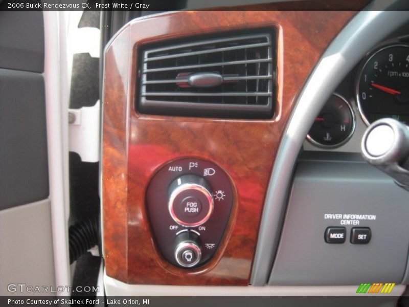 Frost White / Gray 2006 Buick Rendezvous CX