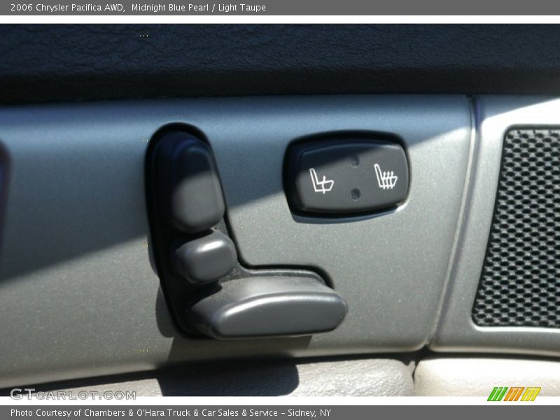 Midnight Blue Pearl / Light Taupe 2006 Chrysler Pacifica AWD