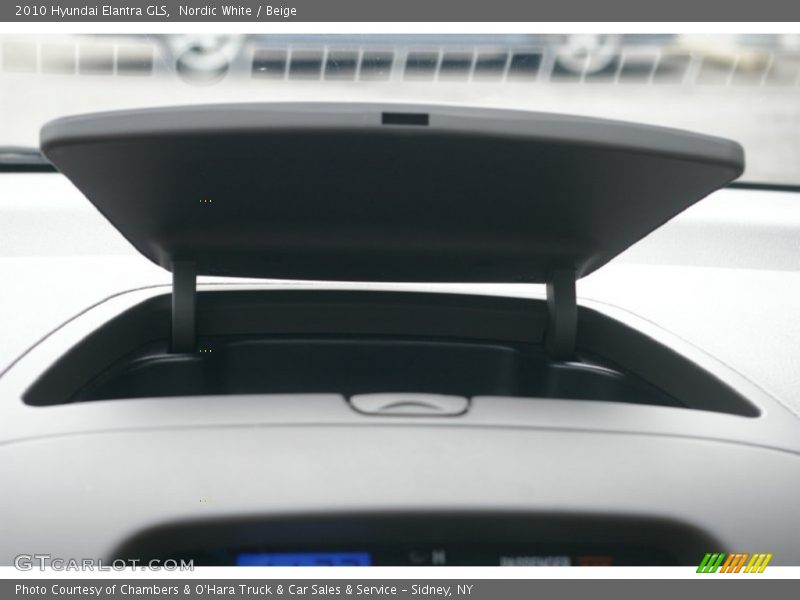 Nordic White / Beige 2010 Hyundai Elantra GLS