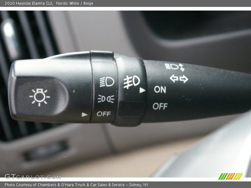Nordic White / Beige 2010 Hyundai Elantra GLS