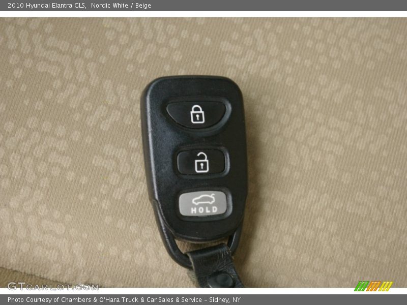 Nordic White / Beige 2010 Hyundai Elantra GLS