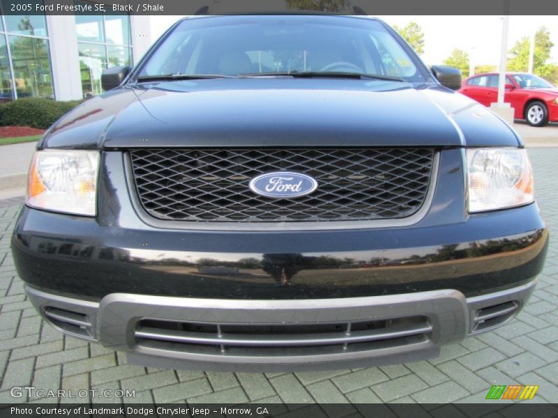 Black / Shale 2005 Ford Freestyle SE