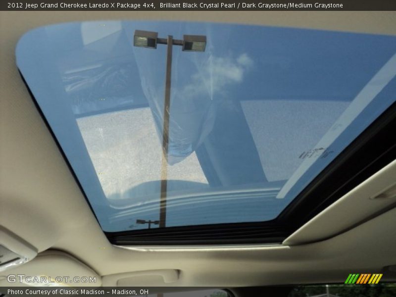 Brilliant Black Crystal Pearl / Dark Graystone/Medium Graystone 2012 Jeep Grand Cherokee Laredo X Package 4x4
