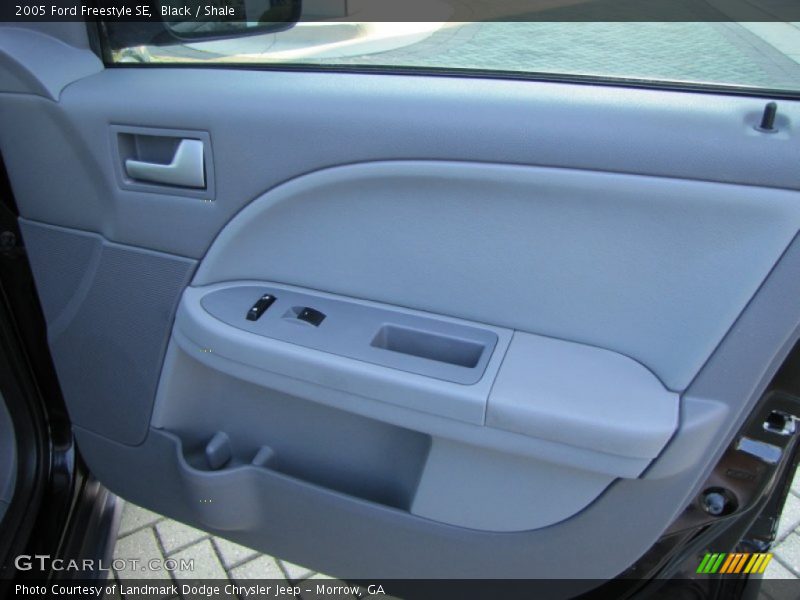 Black / Shale 2005 Ford Freestyle SE