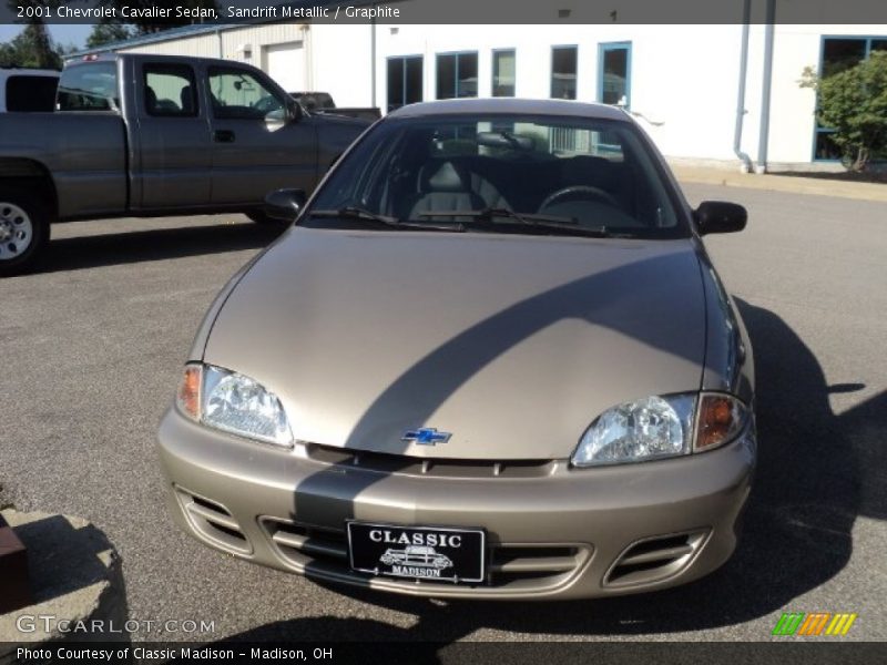 Sandrift Metallic / Graphite 2001 Chevrolet Cavalier Sedan
