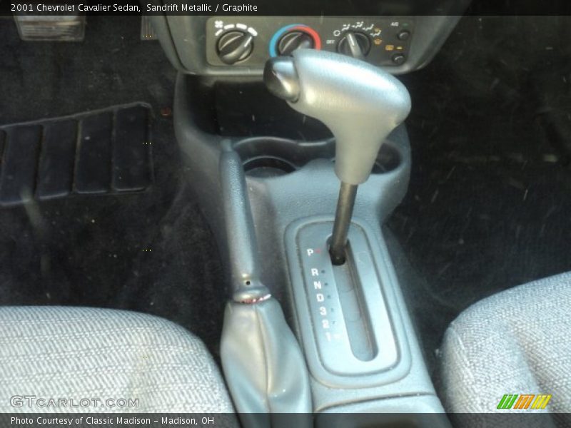 Sandrift Metallic / Graphite 2001 Chevrolet Cavalier Sedan