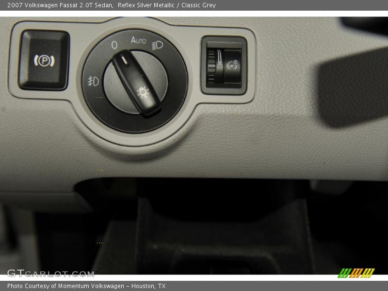 Reflex Silver Metallic / Classic Grey 2007 Volkswagen Passat 2.0T Sedan
