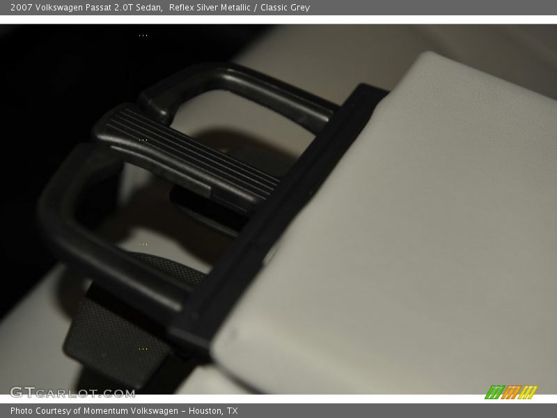 Reflex Silver Metallic / Classic Grey 2007 Volkswagen Passat 2.0T Sedan