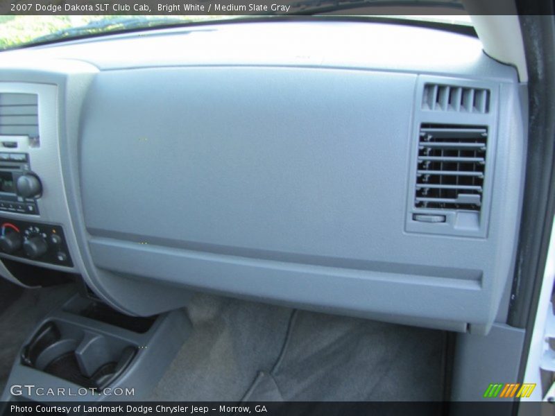 Bright White / Medium Slate Gray 2007 Dodge Dakota SLT Club Cab