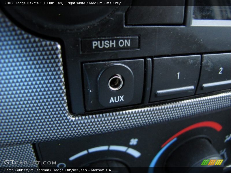 Bright White / Medium Slate Gray 2007 Dodge Dakota SLT Club Cab