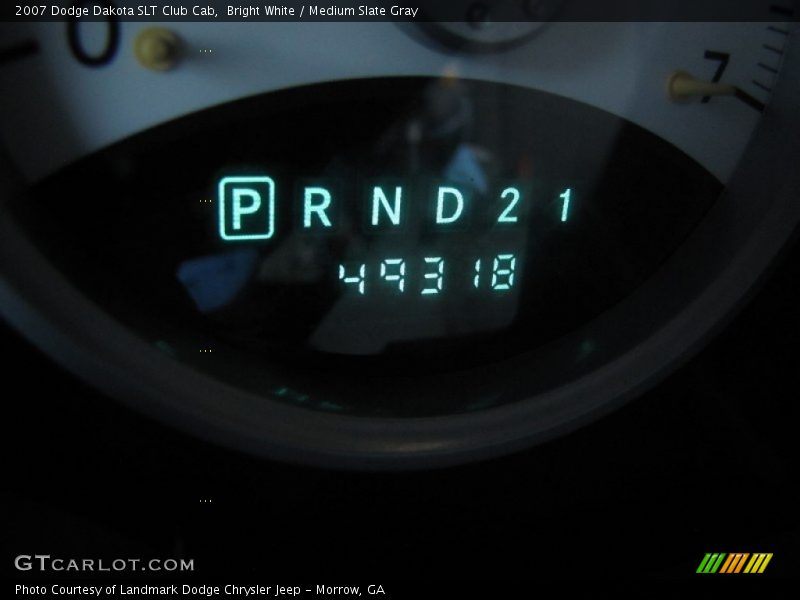 Bright White / Medium Slate Gray 2007 Dodge Dakota SLT Club Cab