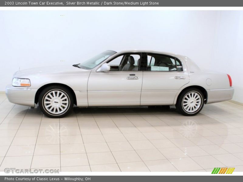  2003 Town Car Executive Silver Birch Metallic