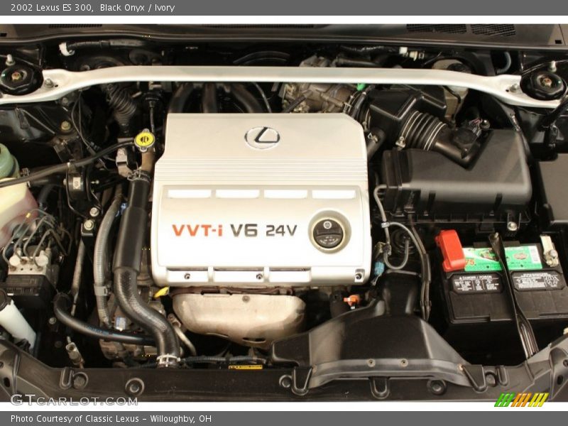 Black Onyx / Ivory 2002 Lexus ES 300