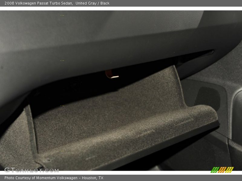 United Gray / Black 2008 Volkswagen Passat Turbo Sedan