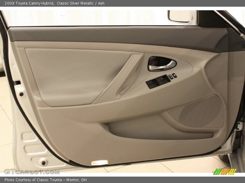 Classic Silver Metallic / Ash 2009 Toyota Camry Hybrid