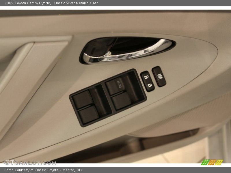 Classic Silver Metallic / Ash 2009 Toyota Camry Hybrid