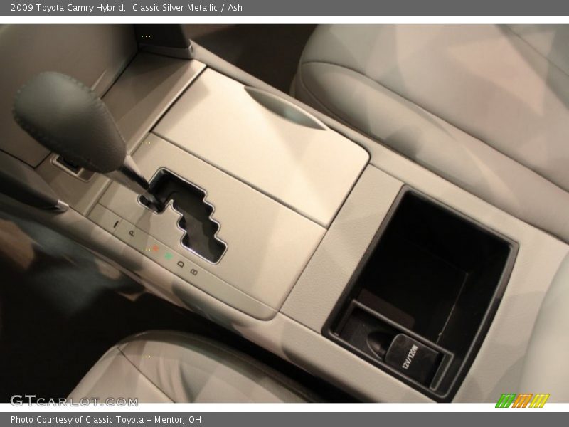 Classic Silver Metallic / Ash 2009 Toyota Camry Hybrid