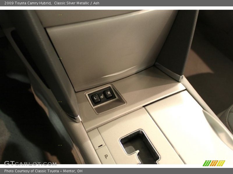Classic Silver Metallic / Ash 2009 Toyota Camry Hybrid