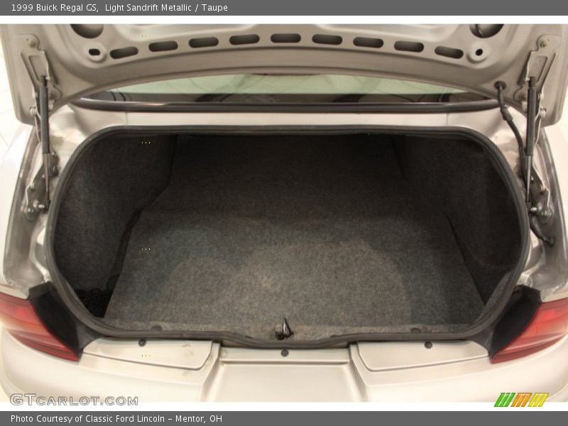  1999 Regal GS Trunk