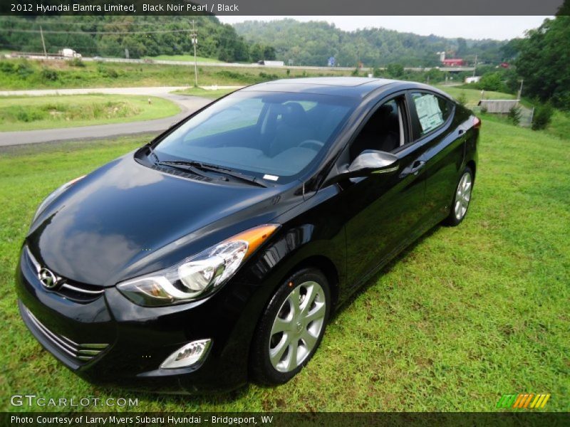 Front 3/4 View of 2012 Elantra Limited