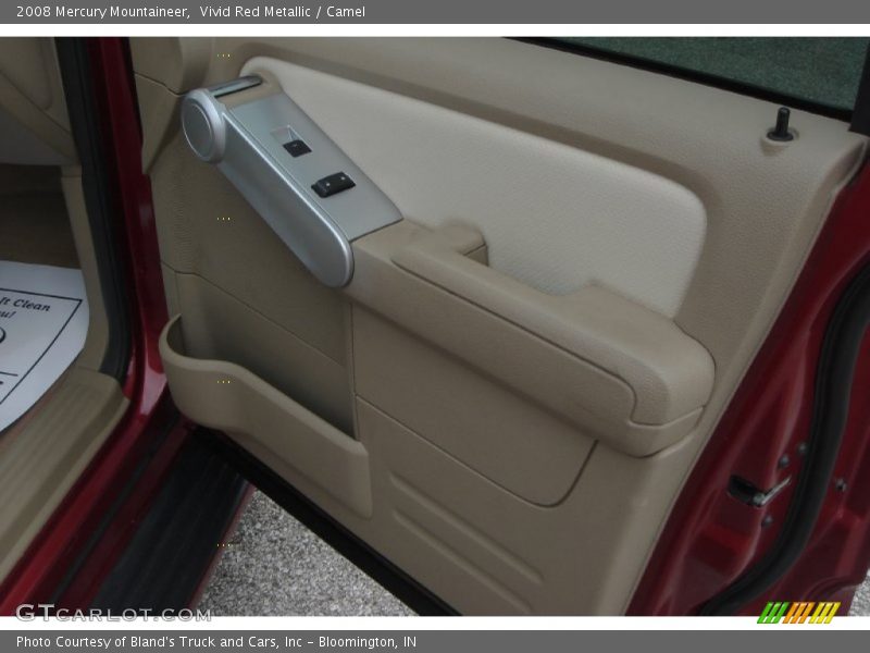 Vivid Red Metallic / Camel 2008 Mercury Mountaineer