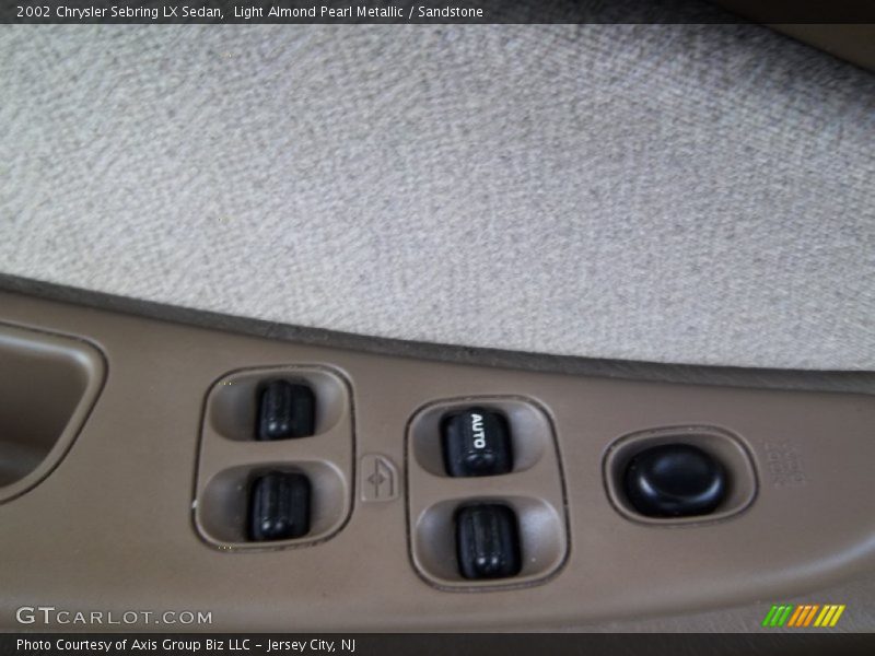 Light Almond Pearl Metallic / Sandstone 2002 Chrysler Sebring LX Sedan