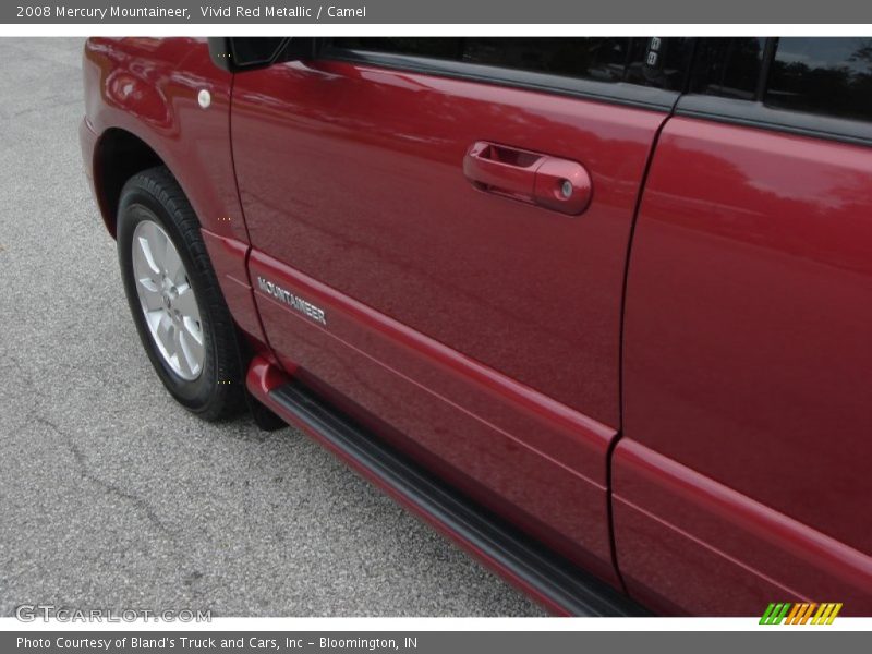 Vivid Red Metallic / Camel 2008 Mercury Mountaineer