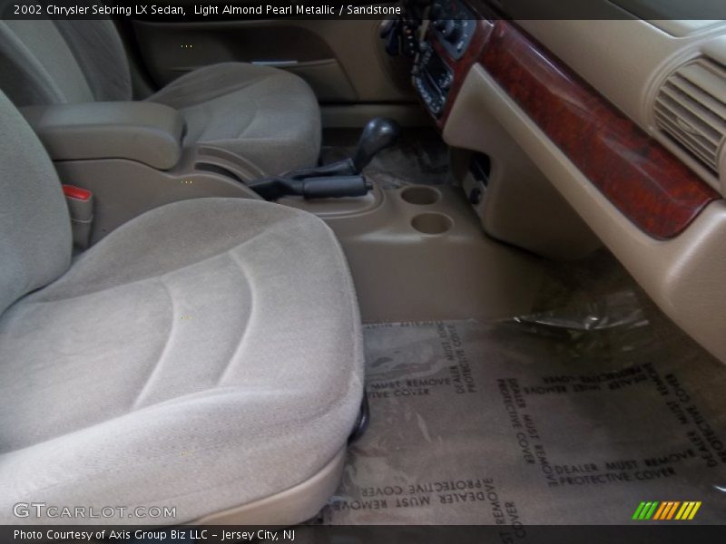 Light Almond Pearl Metallic / Sandstone 2002 Chrysler Sebring LX Sedan